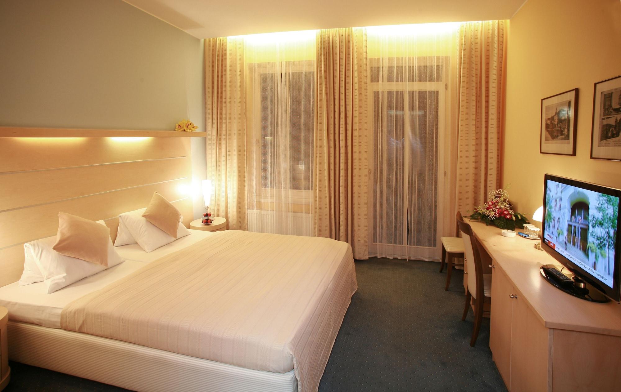 Venus Hotel Karlsbad Eksteriør billede